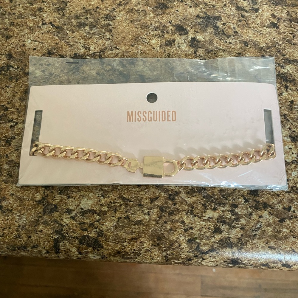 Missguided padlock key gold choker